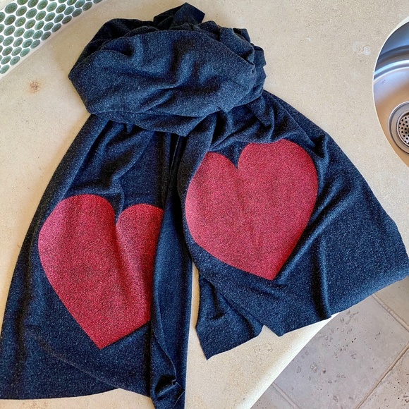 Wildfox Accessories - Wildfox Double Heart Scarf